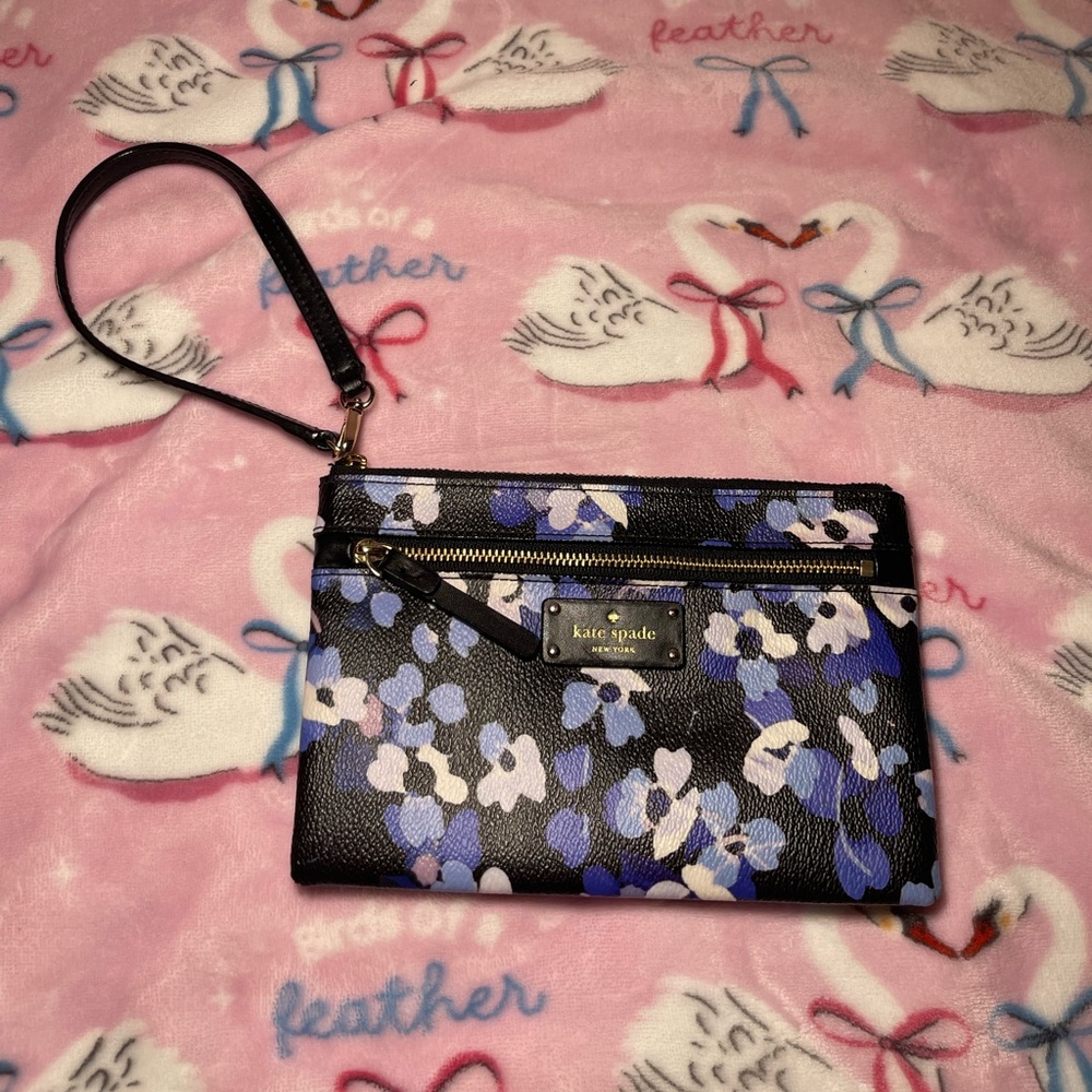 Kate Spade Blue and White Floral Wristlet